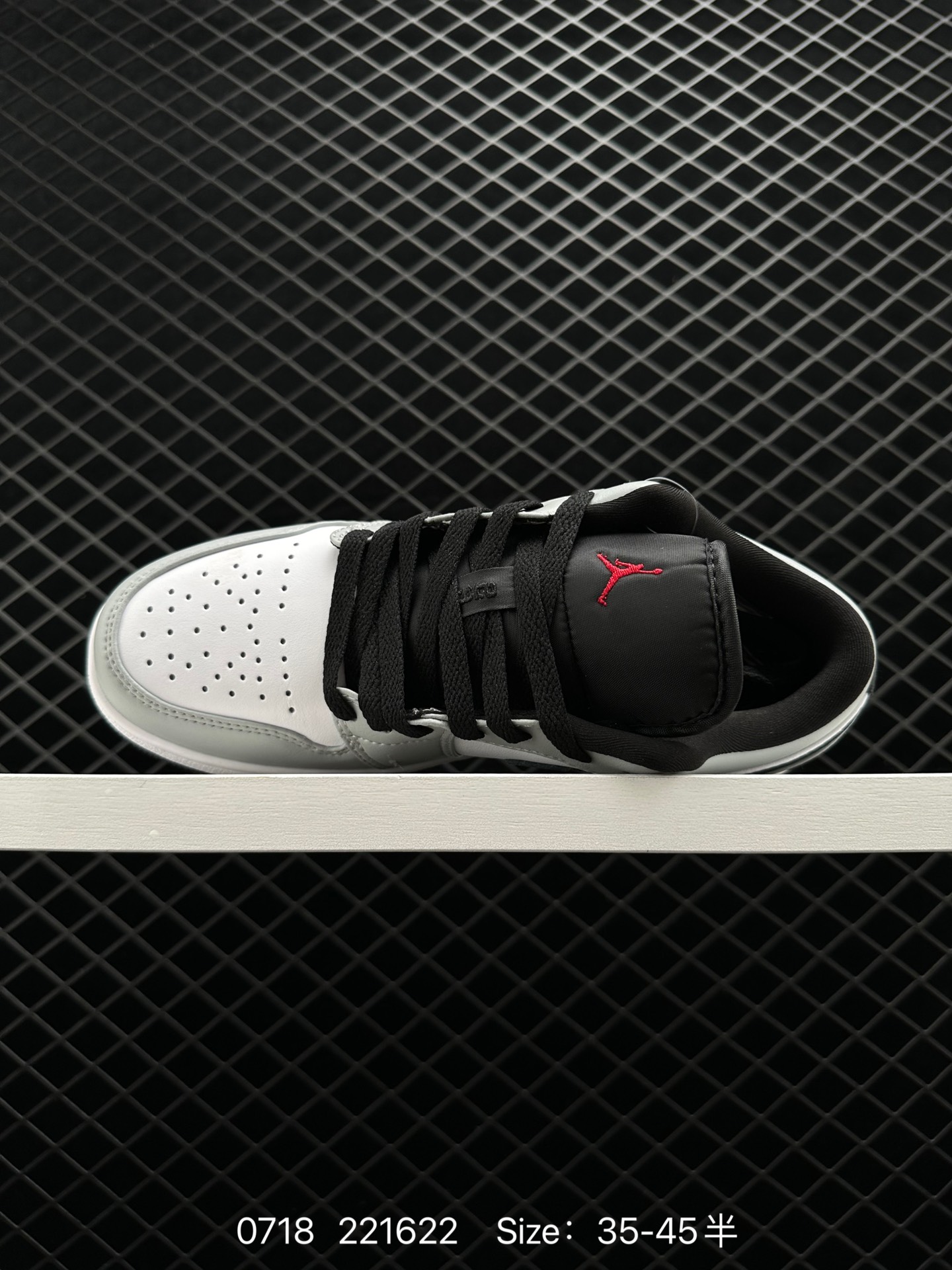 Nike Air Jordan 1 Low AJ1